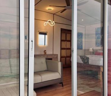 Sabah Bed & Breakfast | Seaweed Village Deluxe Room