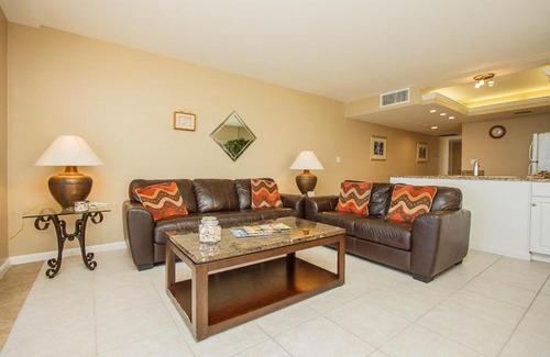 Marco Island Apartment | SeaWin 801 - Sea Winds condo