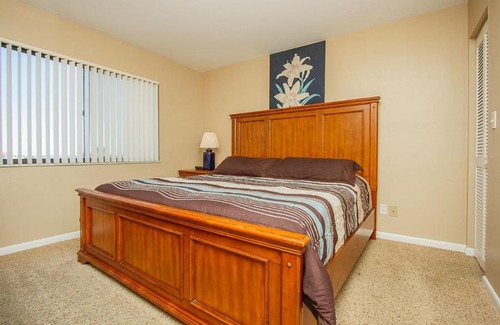 Marco Island Apartment | SeaWin 801 - Sea Winds condo