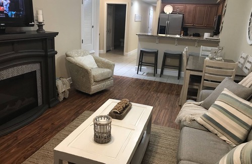 Gulf Shores Condo | SEAWIND #1704~CORNER UNIT with DOUBLE BALCONY! *THREE rooms w/balcony access!*