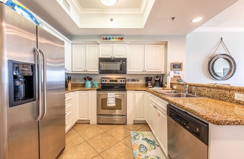 Gulf Shores Condo | Seawind 403: Updated, child friendly Beachfront, Best location in Gulf Shores