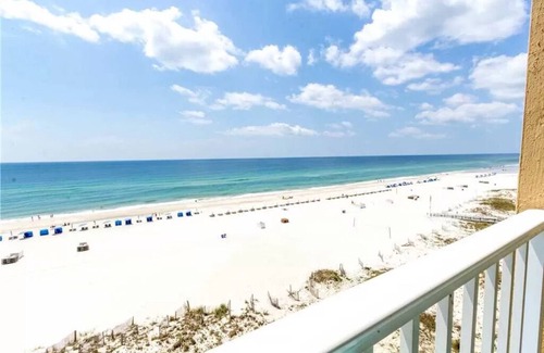Gulf Shores Condo | Seawind 403: Updated, child friendly Beachfront, Best location in Gulf Shores