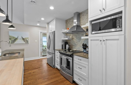 Bayview House | Seawood Shores in Cavendish
