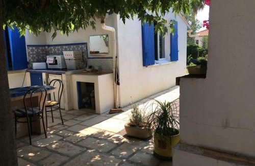 Saint-Laurent-d'Aigouze Bed & Breakfast | Seb&Laeti Guesthouse