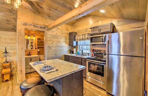 Sebago Apartment | Sebago Lake Haven: Water Views, Steps to Shoreline