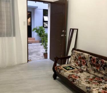 Dasmarinas Apartment | Sebastian’s Crib F