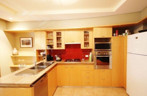 Broadwater Apartment | Sebels Beach Front Bungalow
