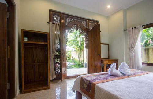 Ubud City-Centre Bed & Breakfast | Sebudjan Grand Aurora