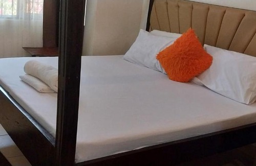 Nyali Apartment | SEBULENI SERVICED HOMESTAY - Walk To The Beach