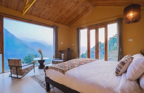 Naina Range Resort | Seclude Pangot Perch