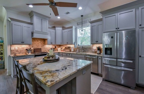 Tuscaloosa House | Secluded 10 acre estate 10 miles from UA w/4BR