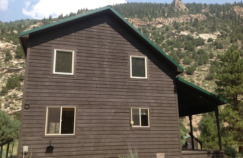 Buena Vista Cabin | Secluded~14er Views~Therapeutic Hot Tub~Brook~Borders USFS 3 sides~Wildlife
