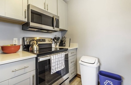 Arborview Neighborhood House | Secluded 2BR Loft - Minutes from Downtown AA!