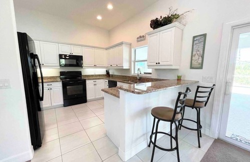 Rotonda Lakes House | Secluded 3 BDR Villa w.Pool f. Ultimate Relaxation