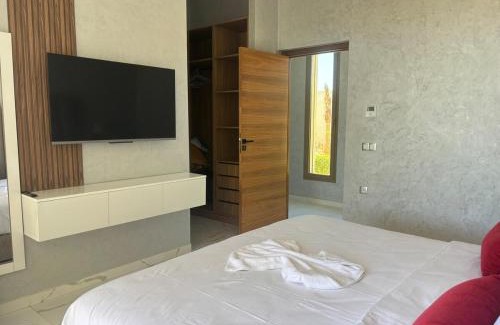 Jbilate Villa | Secluded 4 Bedroom Villa, Onsite Security