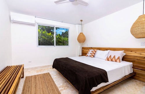 Las Canas Resort | Secluded 50 Guest Group Retreat/Hidden Beach!
