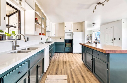 San Miguel House | Secluded and stylish house on spacious property
