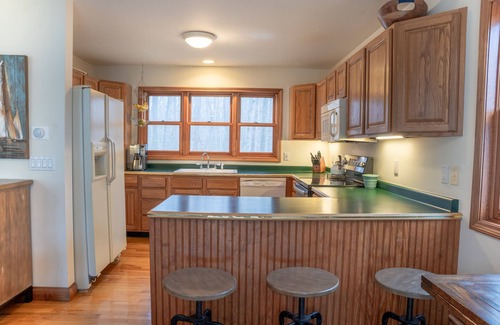 Manistee House | Secluded Beach-house on Lake Michigan