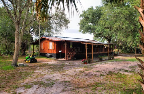 Cedar Key Other | Secluded&beautiful Updated Farmhouse 2Ponds 10Acres BEACH, FISH, KAYAK, MANATEE