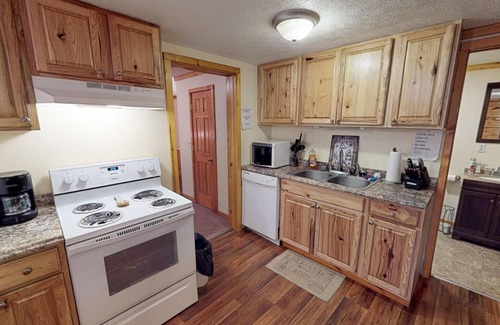 Carbon Hill Cabin | Secluded Cabin in Hocking Hills with Hot Tub overlooking Pond near ATV Trails
