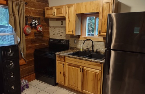 Chetek Cabin | Secluded cabin in the woods-UTV, hunting, fishing, pet friendly