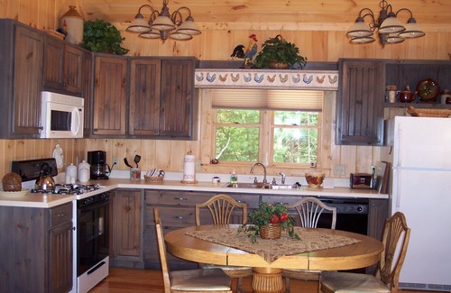 Cherry Log Cabin | Secluded Cabin - Mountain Views with Nature Trail Along River