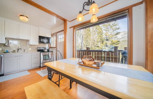 Estes Park Apartment | Secluded cabin on 10 acres. Brook, wildlife, views