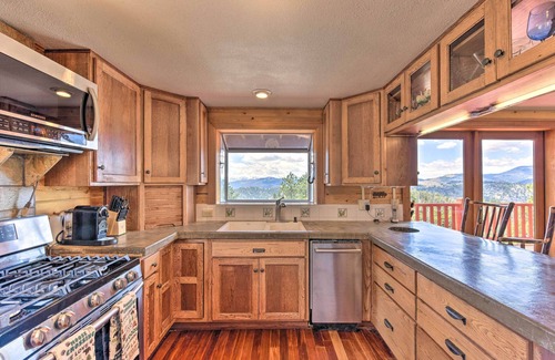 Cotopaxi Cabin | Secluded Cotopaxi Cabin w/Panoramic Mtn Views