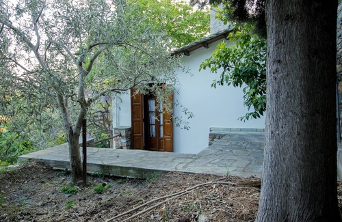 Makrynitsa House | Secluded Cottage Guesthouse in the Mountains