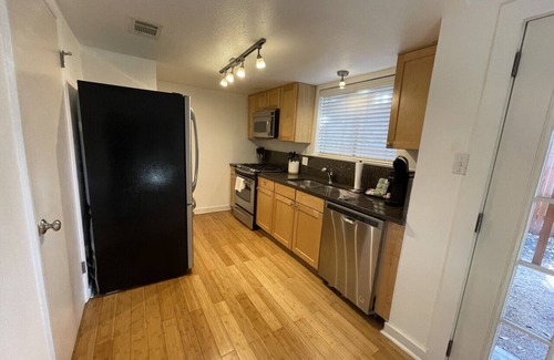 Bouldin House | Secluded & Cozy 2BR Near DT Austin! Short Walk to Zilker & SoCo!