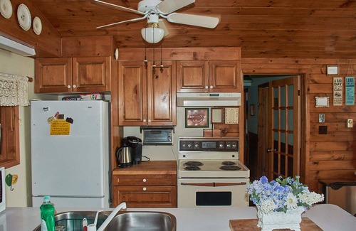 Severn Cottage | Secluded family cottage on Sparrow Lake, Muskoka