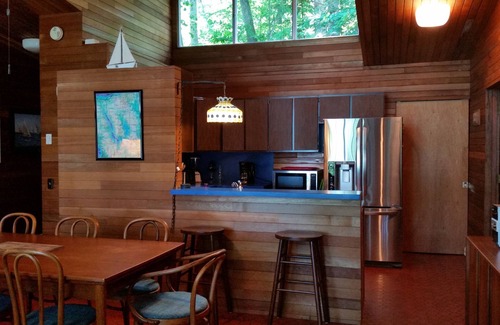 Petoskey Cottage | Secluded Family Cottage on West Arm of Walloon Lake-