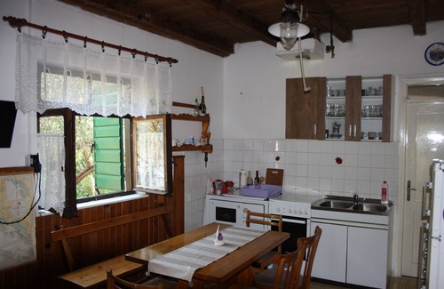 Dobropoljana House | Secluded fisherman's cottage Cove Neviđansko Polje, Pašman (K-11392)