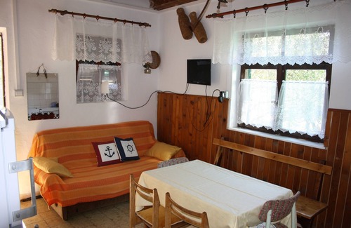 Dobropoljana House | Secluded fisherman's cottage Cove Neviđansko Polje, Pašman (K-11392)