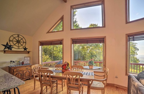 Linden House | Secluded Getaway w/ Mountain Views, Yard, & Deck!