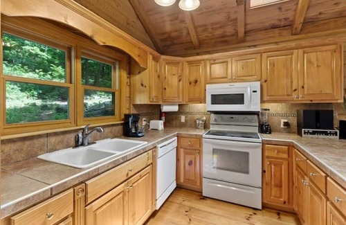 Wildwood Cabin | Secluded Getaway with Private Hot Tub!