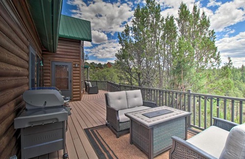 Overgaard House | Secluded Heber Cabin with Deck and Scenic Valley Views