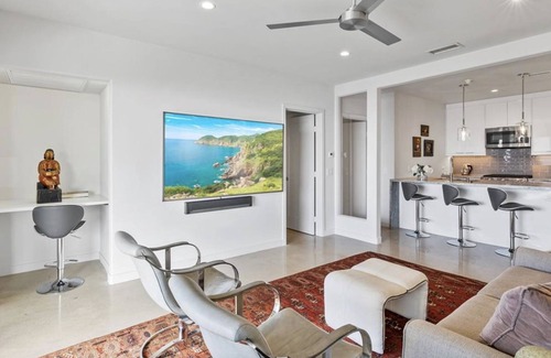 Mystic Hills Apartment | Secluded Luxurious 1bd 2 bth hillside property. Office, Spa and Panoramic view.