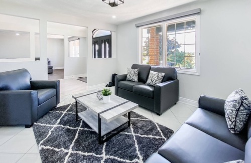 Hamilton Other | Secluded Luxury on 52 Acres