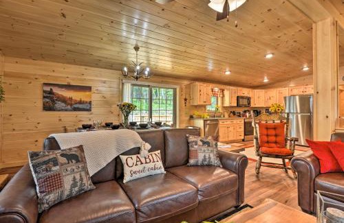 Wardensville House | Secluded Mountain Cabin in Wardensville!