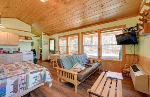 Bryson City House | Secluded Nantahala Gone Hunting Cabin with Hot Tub