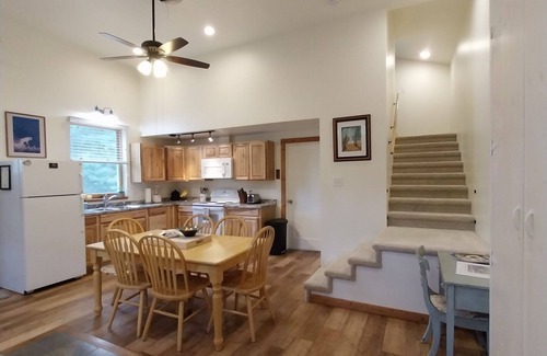 Priest River House | Secluded & Private Getaway