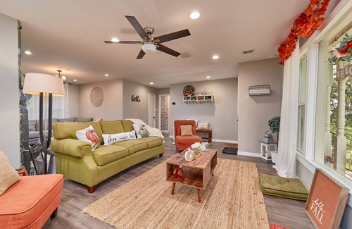 Mayo House | Secluded renovated 3/2 country home with view