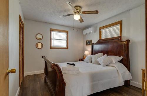 Cosby House | Secluded - Renovated Cabin - Enjoy Peace & Quiet