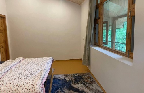 Manali Other | Secluded Retreat By A Trout Stream
