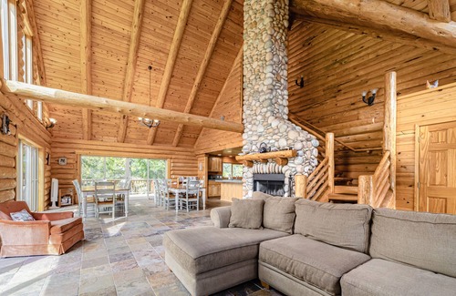 Agness Cabin | Secluded riverfront home with firepit, full kitchen, wonderful views & bunk room