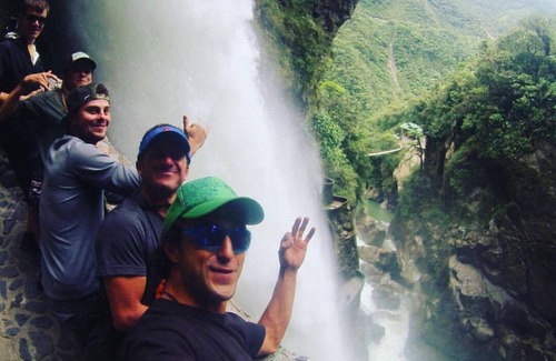Banos de Agua Santa Cabin | Secluded romantic cabin ,nestled in an Ecuadorian canyon!