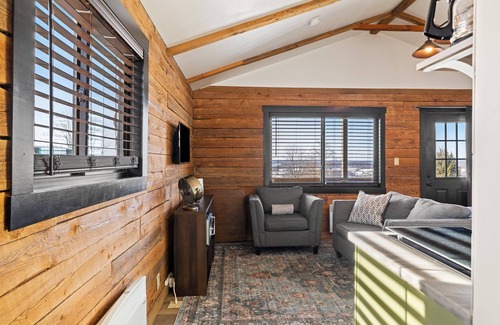 Thompson Cabin | Secluded Romantic Summer Cabin Near Elk Mountain with Hot Tub, Firepit & Views!