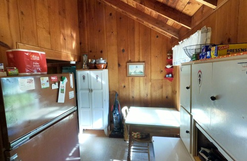 Wellfleet Cottage | Secluded, Rustic and Quiet in the National Seashore (1424)