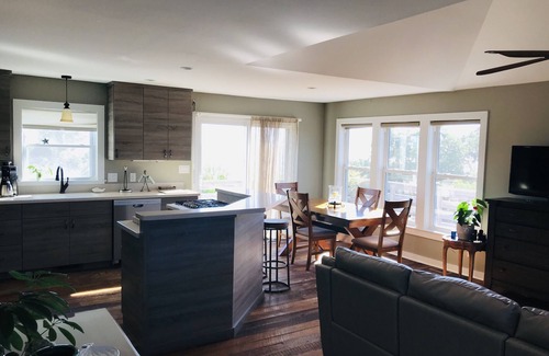 Avon House | Secluded~ Waterfront~Private Beach~Quiet~King Suites~Dogs lovenNow Booking Fall!